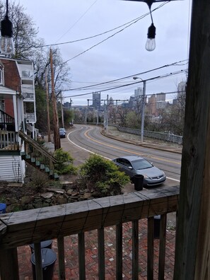 Property grounds -  1-bedroom apartment in Pittsburgh Southside 5 mins from downtown (Pittsburgh)