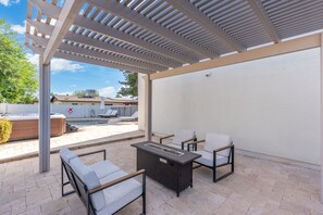 Terrace/patio - Scottsdale Clubhouse - Home Theater · Pool Table · Expansive Backyard (Scottsdale)