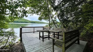 Outdoor dining - Berkshires 3BR Retreat in Lee, MA with Lake & Beach Access (Lee)