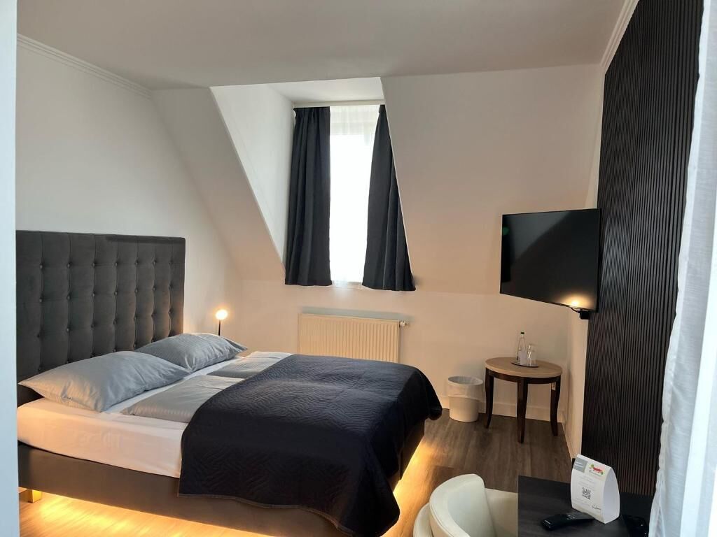 Double Room, Lake View | Free WiFi