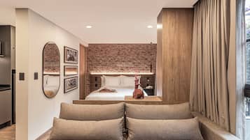 Premium Queen Suite | Interior