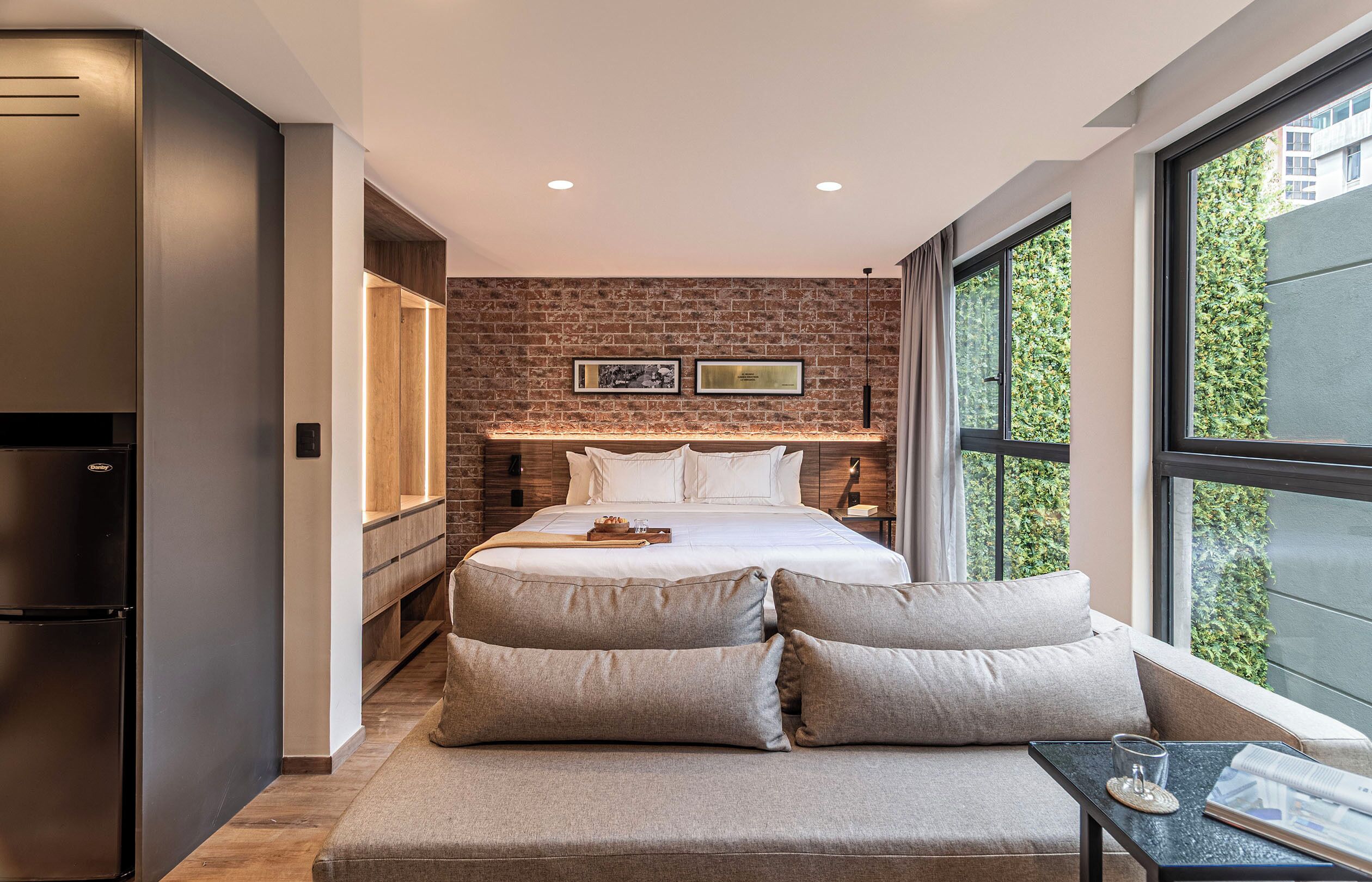 Signature Apartment, Balcony