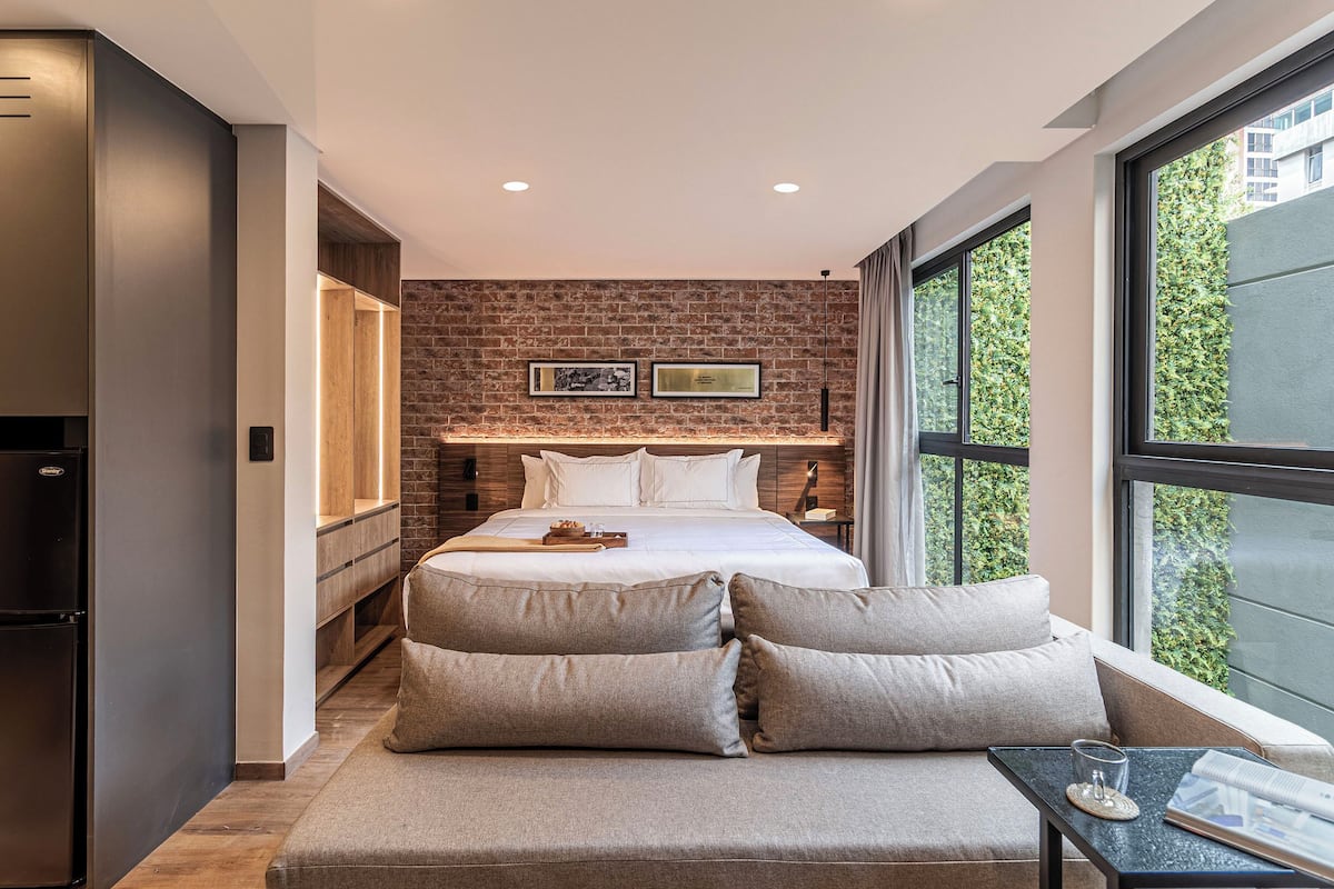 Signature King Suite Terrace