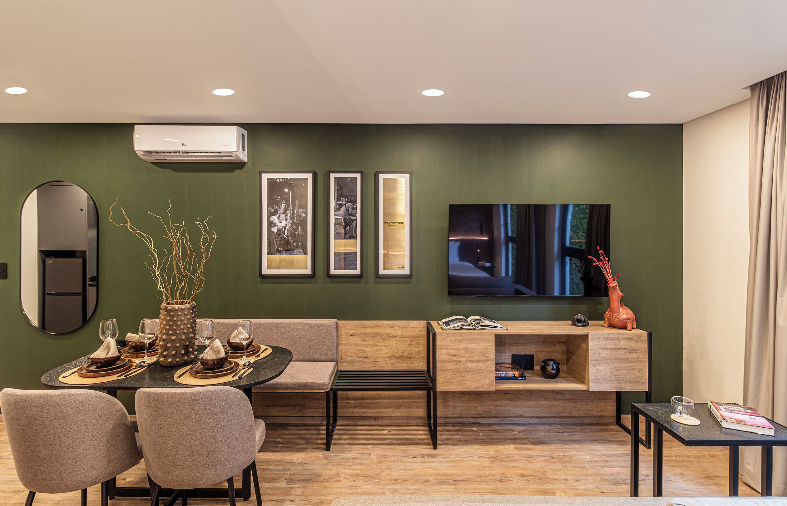 Executive King Suite Terrace | Living area