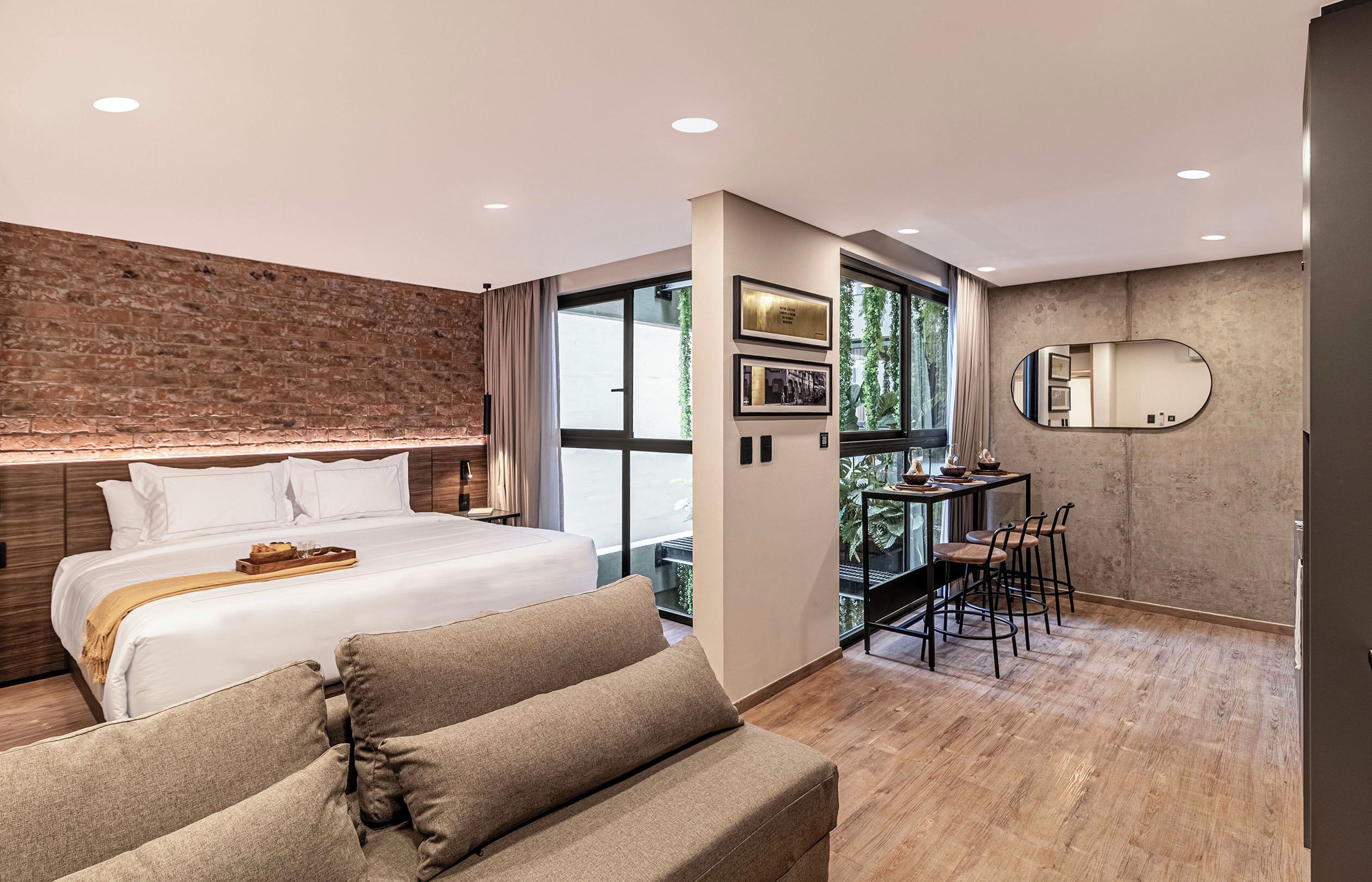 Executive Queen Suite Terrace | Living area