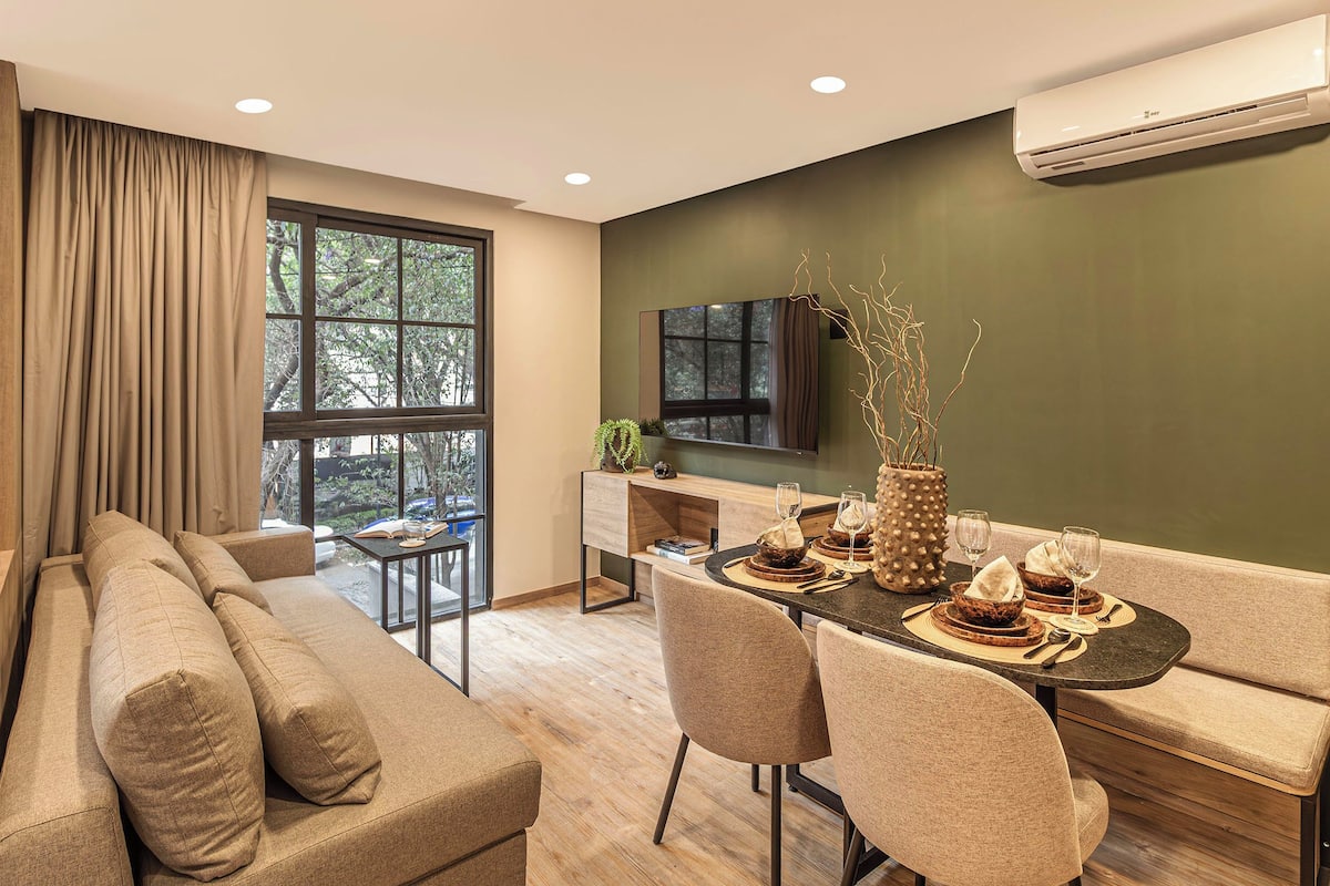 Premium Queen Suite | Área de sala de estar