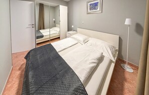 4 habitaciones y wifi gratis 