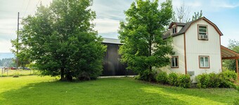 Charming 1-bedroom cottage with AC in cozy Huson