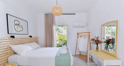 Ilia Edipsos Sunny Getaway - Triple Cozy Nest