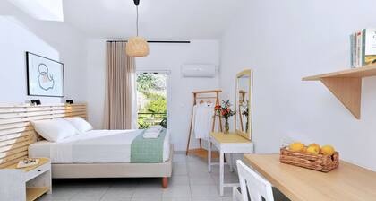 Ilia Edipsos Sunny Getaway - Triple Cozy Nest