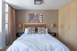 2 Schlafzimmer, Schreibtisch, Bügeleisen/Bügelbrett, kostenloses WLAN