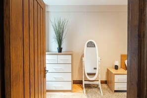 Interior - Central London Apartment 1BR - 5 Min to Hyde Park (London)