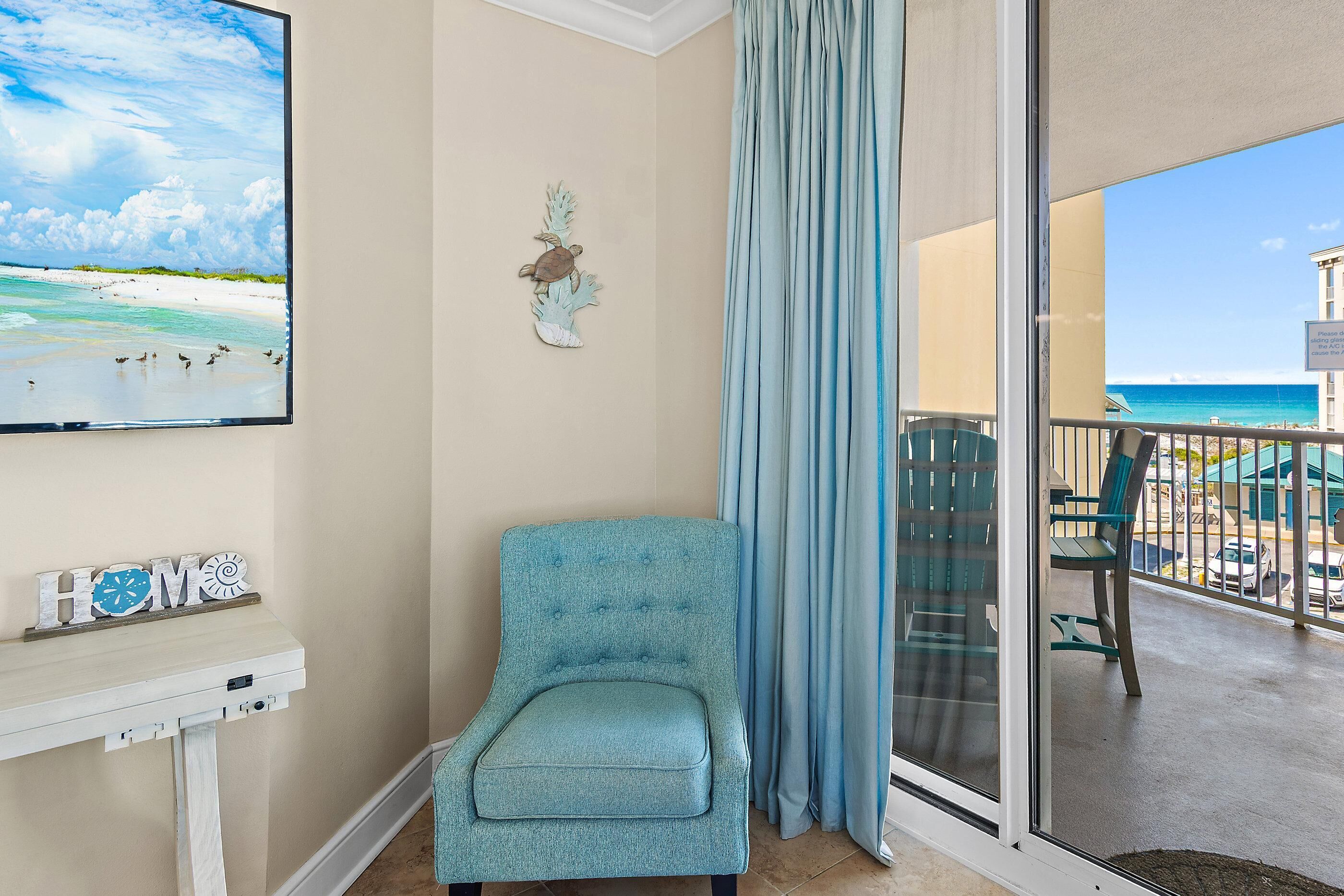 Condo, Multiple Beds (Azure #323) | Living area