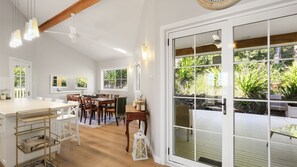 Dining - Highview Port Stephens (Nelson Bay)