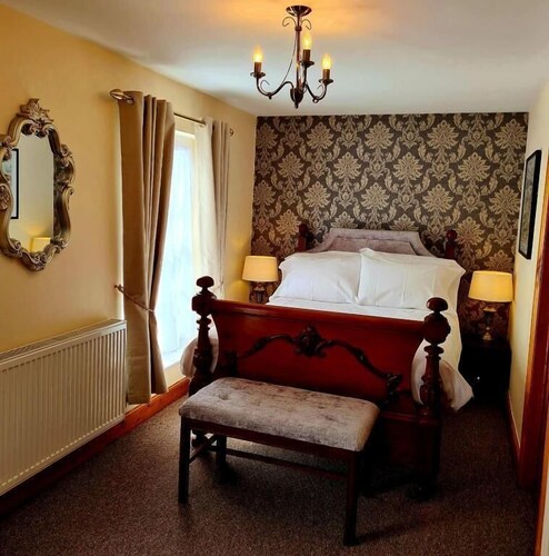 St Crispin Inn