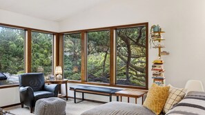 Interior - Magic Tree House by Avantstay Fire Pit + Deck + Movie Room Walk to the Beach (Manzanita)