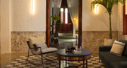 Master Suite Lux is a master suite of Dos Almas Casa Boutique.
