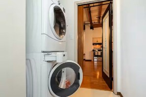 Interior - Exclusive Executive Exchange District Condo | 2 Bed | 2 Bath | (Winnipeg)