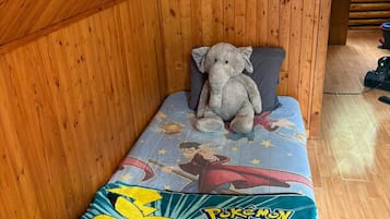 5 bedrooms