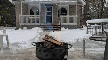 House, 5 Bedrooms | Terrace/patio