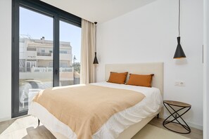 3 bedrooms, iron/ironing board, WiFi, bed sheets - 'The Caletas Village Luxury' with Sea Views and Baviera Golf Course Scenery (Vélez-Málaga)