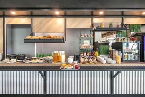 Dining - B&B Hotel Lyon Aeroport Saint Quentin Fallavier (Saint-Quentin-Fallavier)