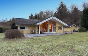 Exterior - Lovely home in Silkeborg with WiFi (Silkeborg)