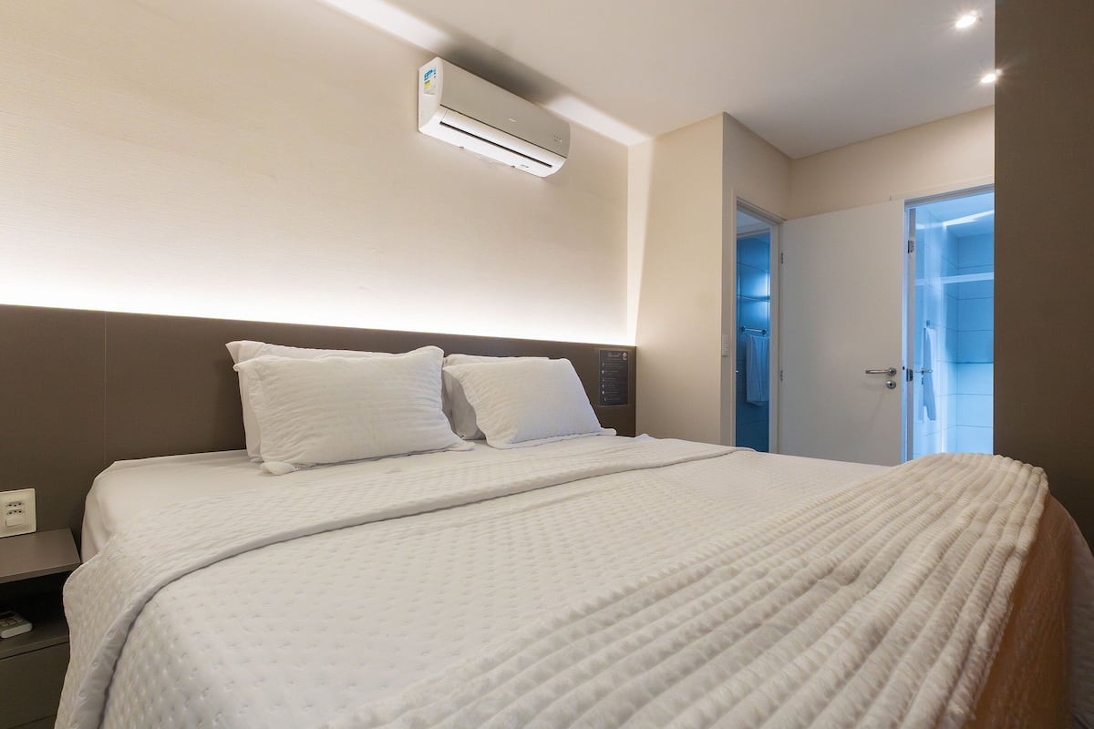 2 ห้องนอน, ผ้าม่านกันแสง, เตารีด/โต๊ะรีดผ้า, Wi-Fi ฟรี