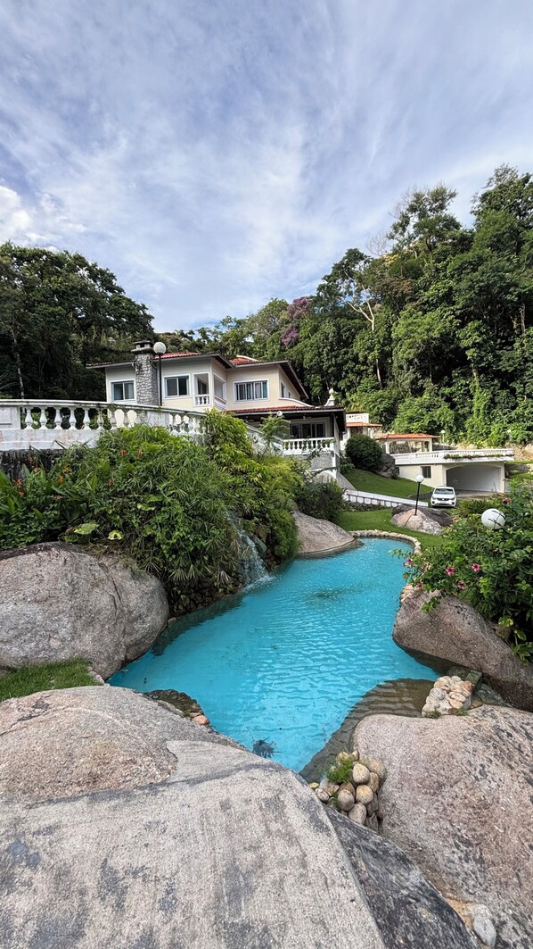 Piscina externa