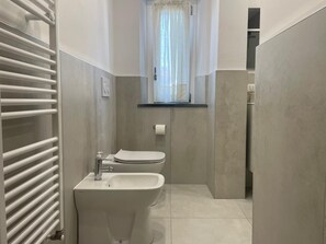 Bathroom - Vrbo Property (Monsummano Terme)