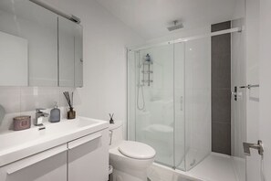 Hair dryer - Modern 1BR in Old Montreal + Lounge Access (Montréal)