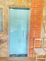 Quarto básico, micro-ondas, vista para a piscina | Parte interna