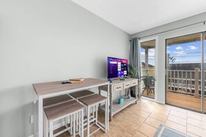 Interior - Paradise Perch: Ocean View 2BR (Murrells Inlet)