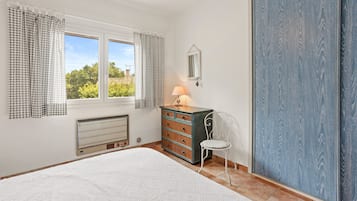 3 chambres, fer et planche à repasser, Wi-Fi
