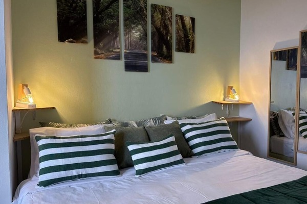 Comfort Apartment, Balcony, Ocean View | Blackout drapes, soundproofing, iron/ironing board, WiFi (free)