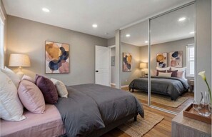 1 bedroom, iron/ironing board, WiFi, bed sheets - Terrace Living Near SoFi (Hawthorne)