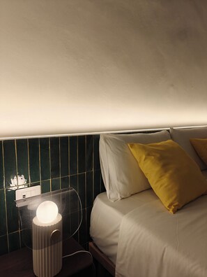 Appartement Exclusif, vue ville | Rideaux occultants, fer et planche à repasser, Wi-Fi gratuit