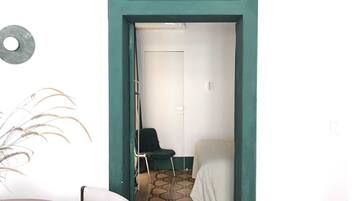 Apartamento exclusivo, vista para a cidade | Opções para refeição