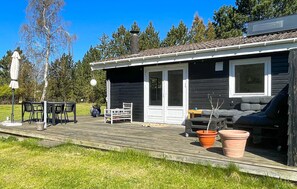 Outdoor dining - 3 bedroom lovely home in Sjællands Odde (Sjællands Odde)