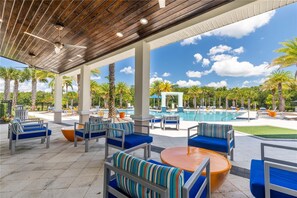 Pool - Spacious 6BR Short Drive Disney, Epic & Universal w/ Pool & Resort Access (Kissimmee)