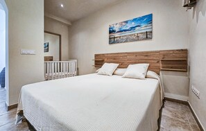6 Schlafzimmer, Reisekinderbett, kostenloses WLAN