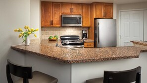 Private kitchen - Coachella Weekends Available (Palm Desert)