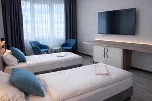 Basic Double Room, Balcony, Garden View | Free WiFi - Hotel Vital  (Bozhurishte)