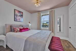 Room - Shania Twain Inspired Chic Suite 2BR Near Downtown and Broadway (Nashville)