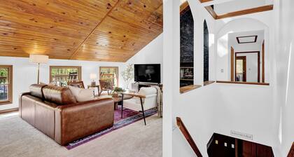 Pool - Hot Tub - Game Room - Theater - Fire Pit