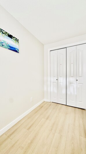 Interior - Cartier Belle Vie | Chic Garden 1BR Near YVR & DT (Vancouver)