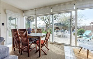 Dining - Charmante maison proche plage (Royan)