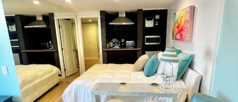 1 bedroom, iron/ironing board, WiFi, bed sheets