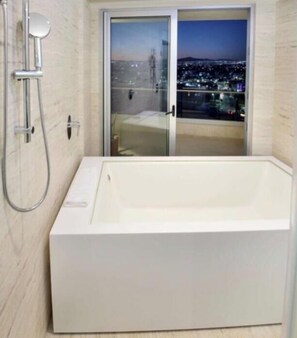 Bathroom - Three Bedroom Sunset Suite Cabo San Lucas (Cabo San Lucas)
