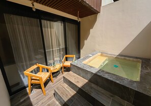 Bain à remous intérieur